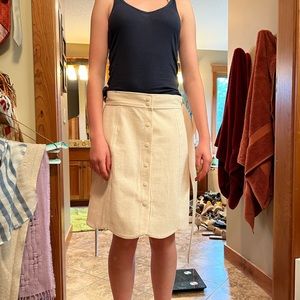 Tulip skirt .  Cream .  Worn once .